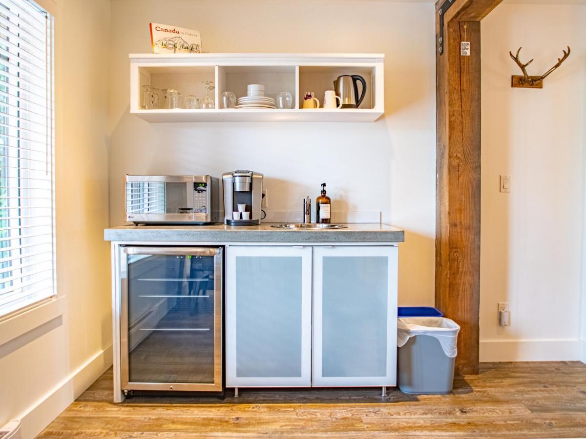 The Francis Boutique Inn Ucluelet Ngoại thất bức ảnh