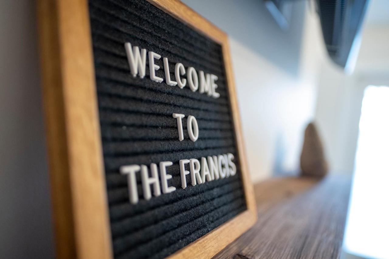 The Francis Boutique Inn Ucluelet Ngoại thất bức ảnh